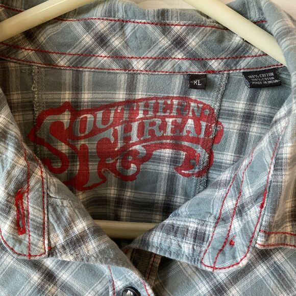 Southern Thread Women’s XL Pearl Snap Button Up Long Sleeve Shirt Plaid Western - Picture 2 of 15